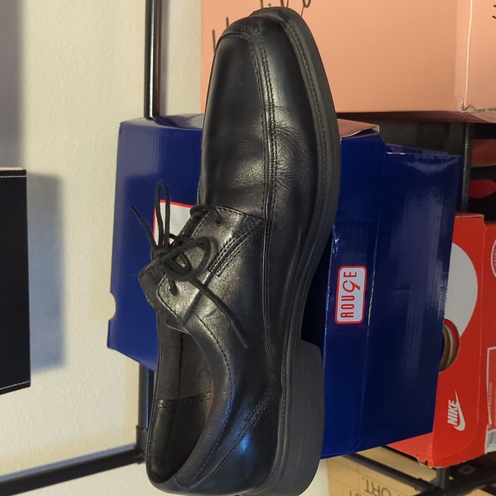 Bostonian Flexlite dress shoes
